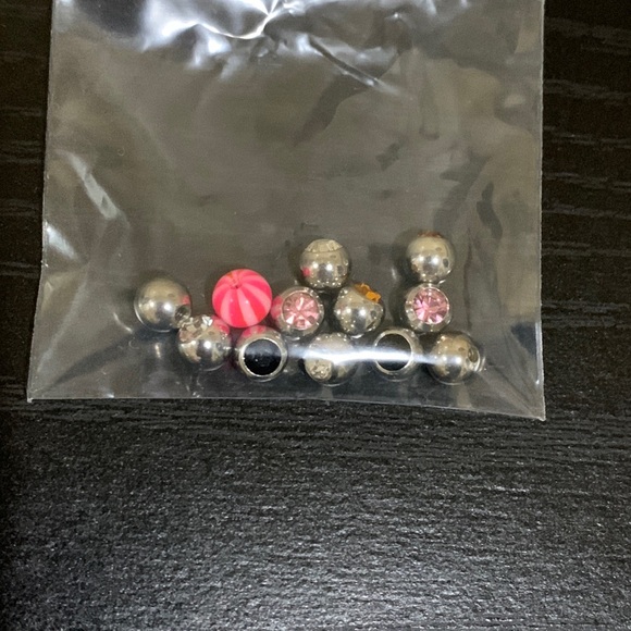 Lot of barbells with extra beads - Picture 4 of 4